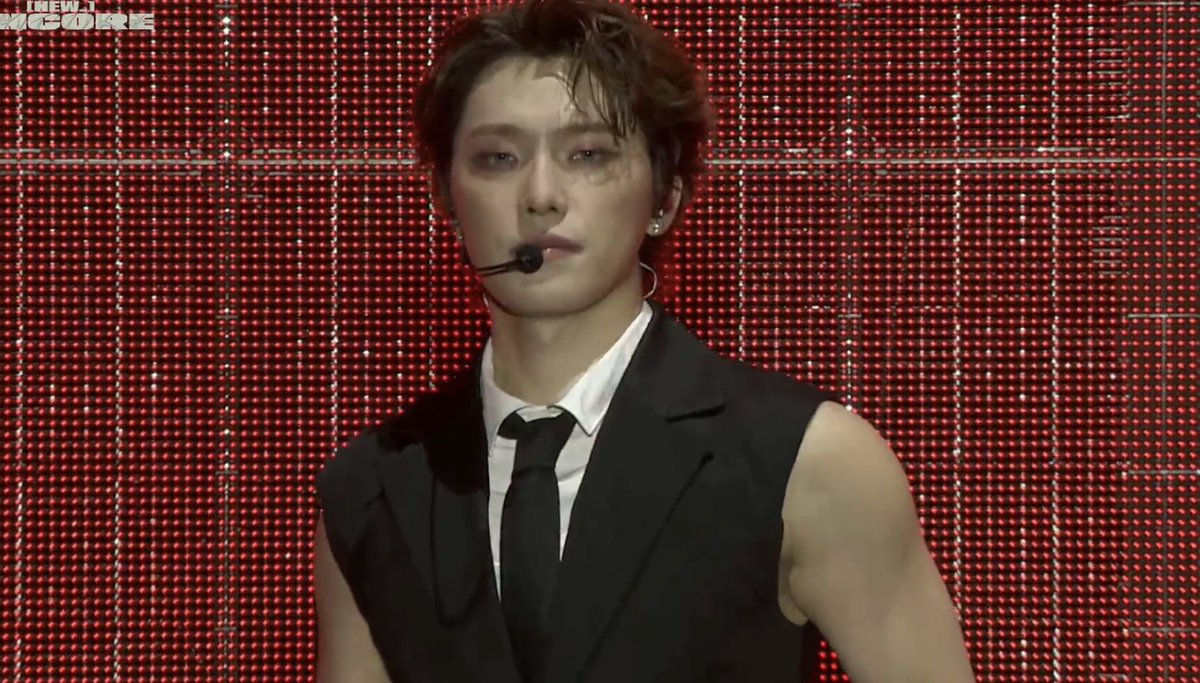 hannie ☻ tweet media