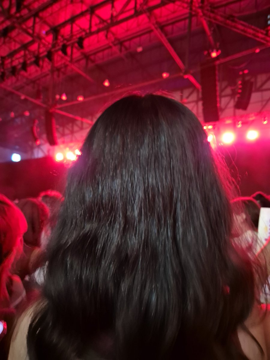 julielie🐿💜✨️ tweet media