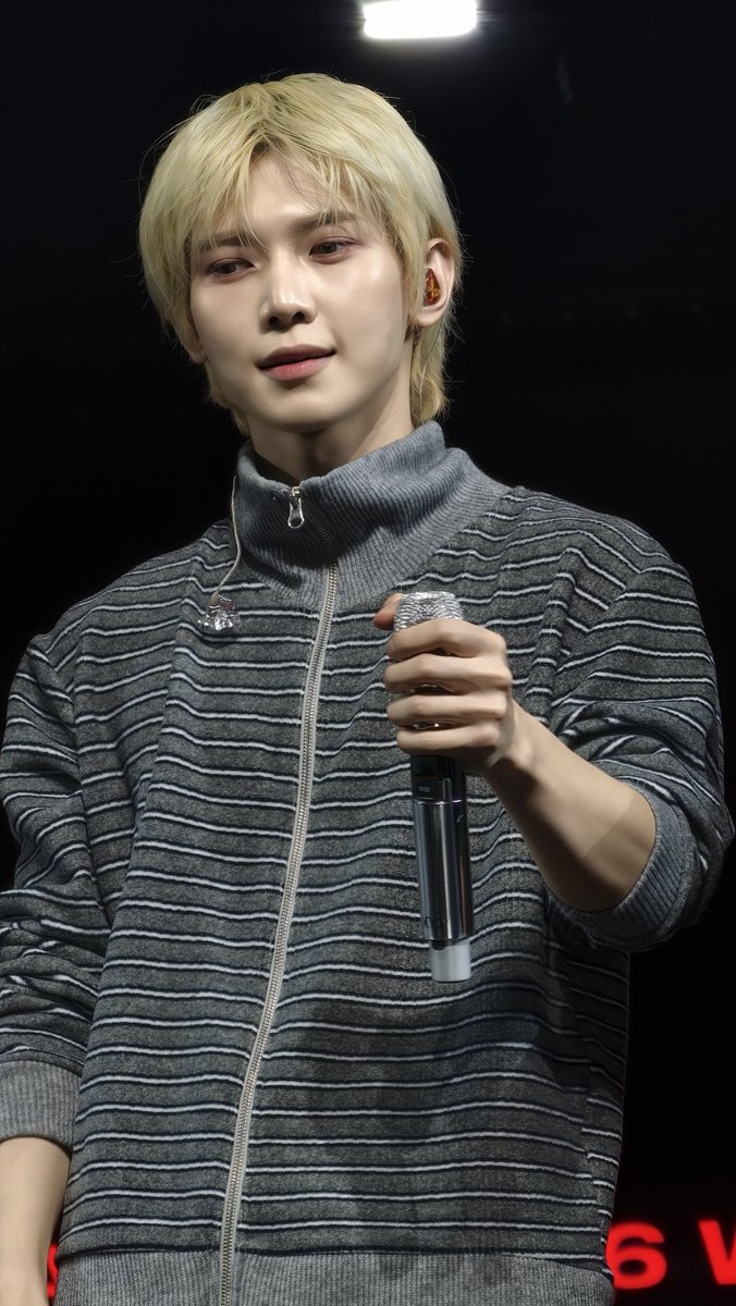 ซอมอ. tweet media