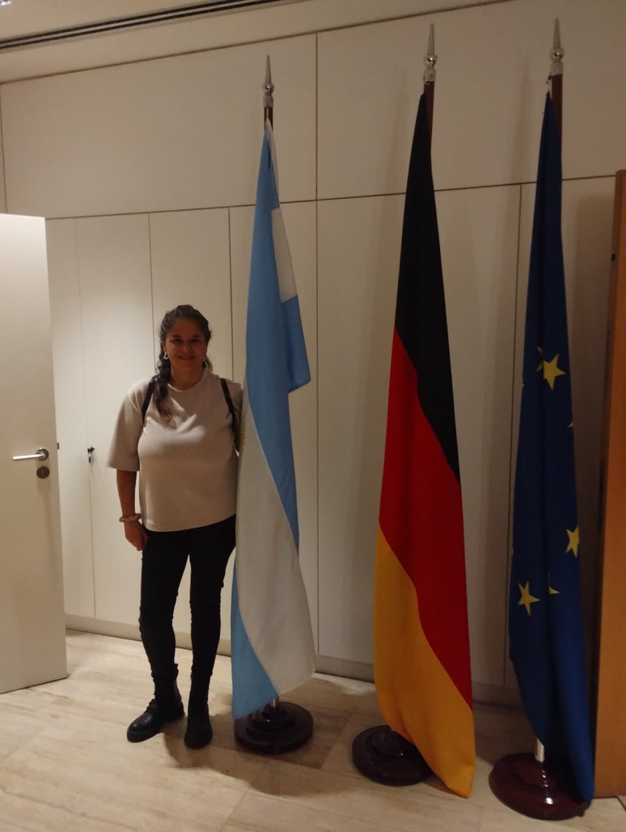 MACFUT's tweet photo. MACFUT presente en La Embajada de Alemania donde se llevó a cabo el seminario "Sostener la igualdad: pobreza, cuidados y autonomía económica" 

Con el Embajador de Alemania en Argentina Dieter Lamlé junto con la Oficial a cargo de @ONUMujeresArg Mujere Mujeres Verónica Baracat 👇 https://t.co/nUFnCKqoqj
