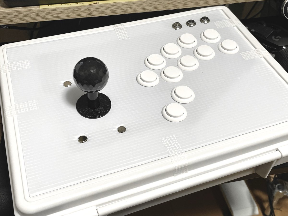 morimasa640's tweet photo. 気分転換に格ゲーやろうかと思ってたら これ作ってた🕹️ https://t.co/WnAp8Qx221