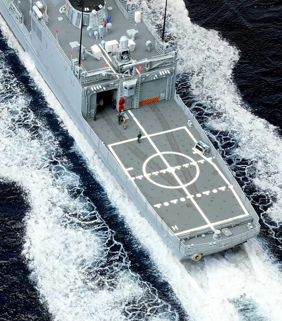 鳶色2号@TRIUMPH MODEL 1/350 Mutsuki tweet media