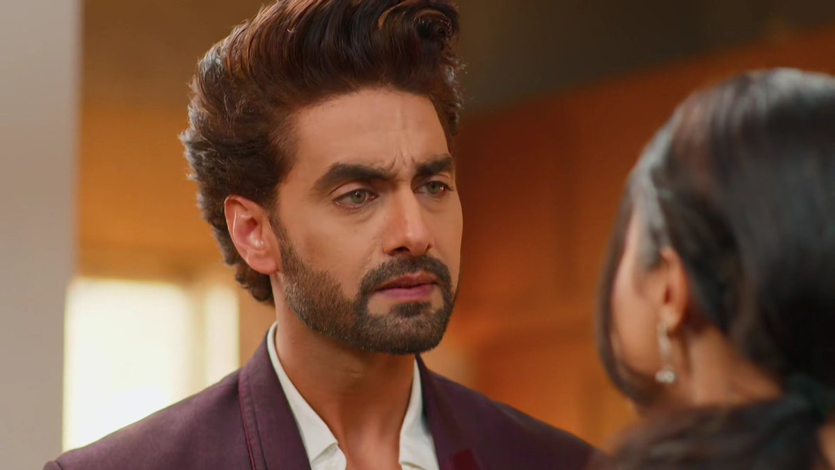 Every glance carries a thousand unsaid confessions, every breath feels heavy with memories that refuse to fade !!

{#Yrkkh #AbhiMaan #RohitPurohit #SamridhiiShukla #AbhiraSharma #ArmaanPoddar}