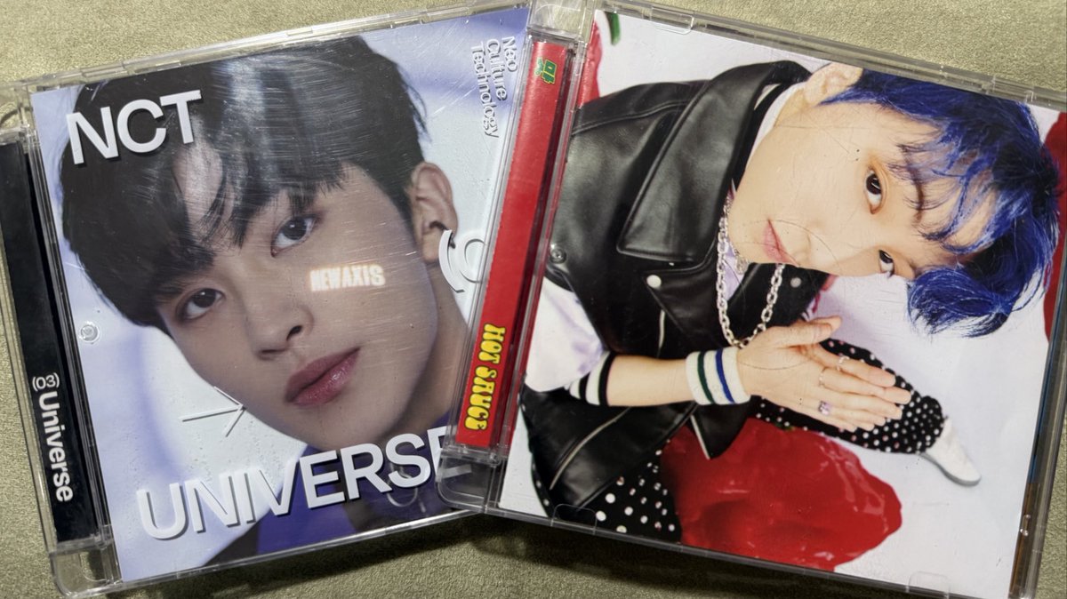 beasangelthings's tweet photo. wts lfb ph #onyourmurie_onhand

nct dream u mark 

— hot sauce 
— glitch mode
— beatbox 
— nct u 2021 universe

• on hand &amp; ready to ship 
• selling as a set only
• jewel case has scratches
• no photocards

php 650 (set) + lsf

# mark lee digipack jewel case https://t.co/TC03K7lcVw