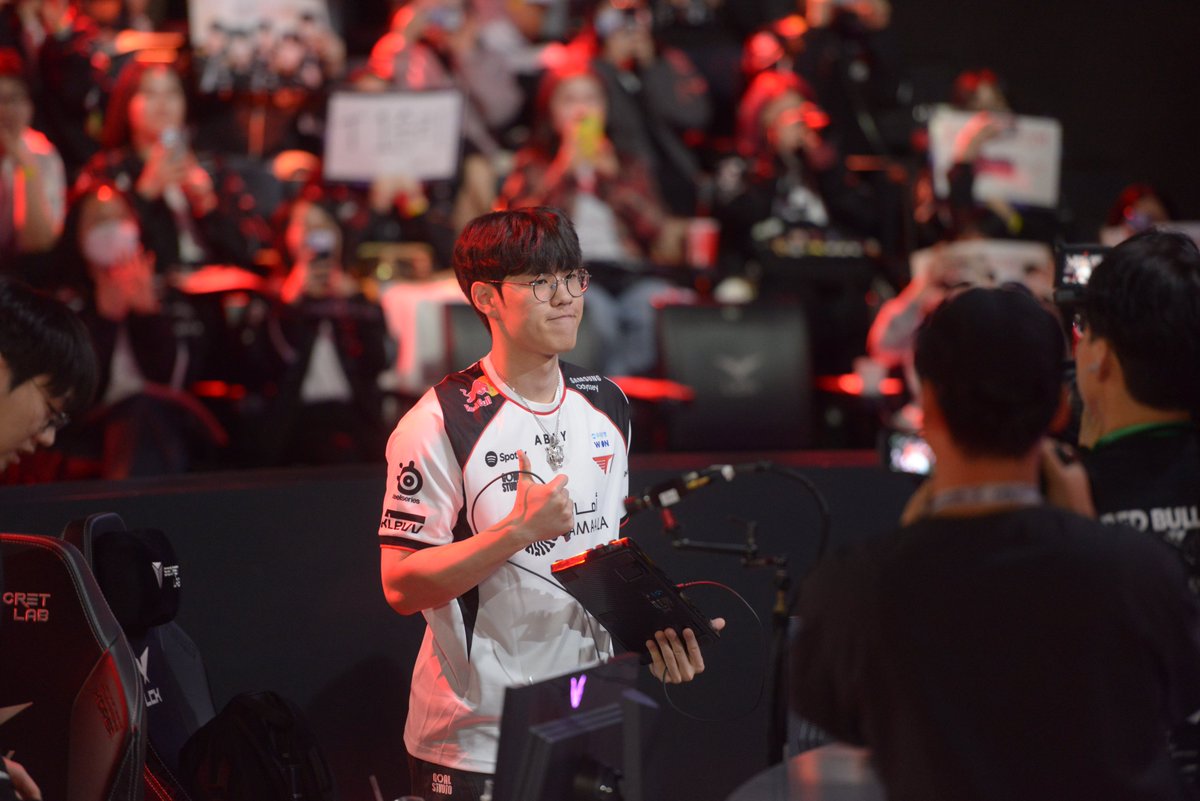 Shadow Corporation (eSports Agency) tweet media