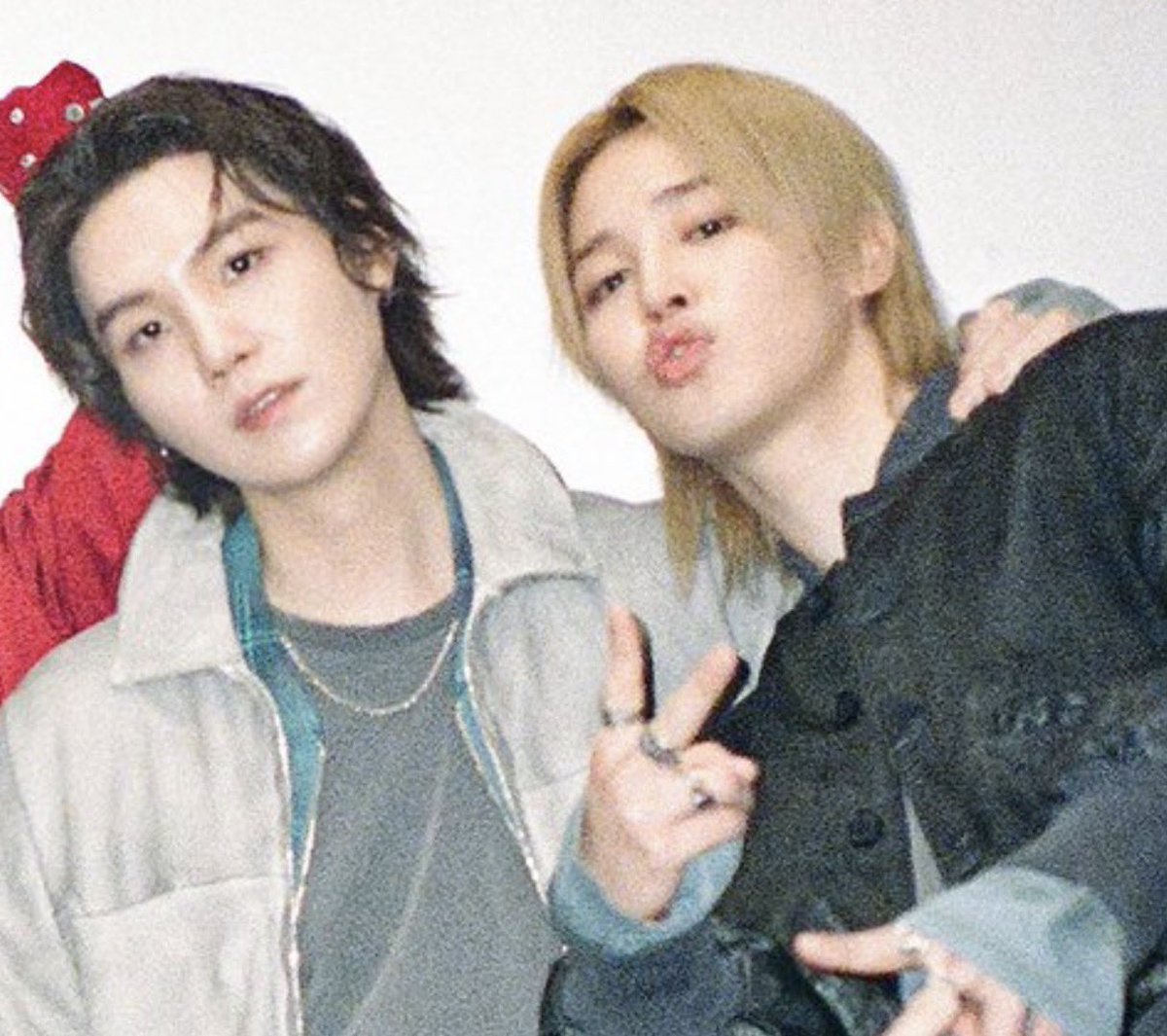 clar⁷ ☻ tweet media