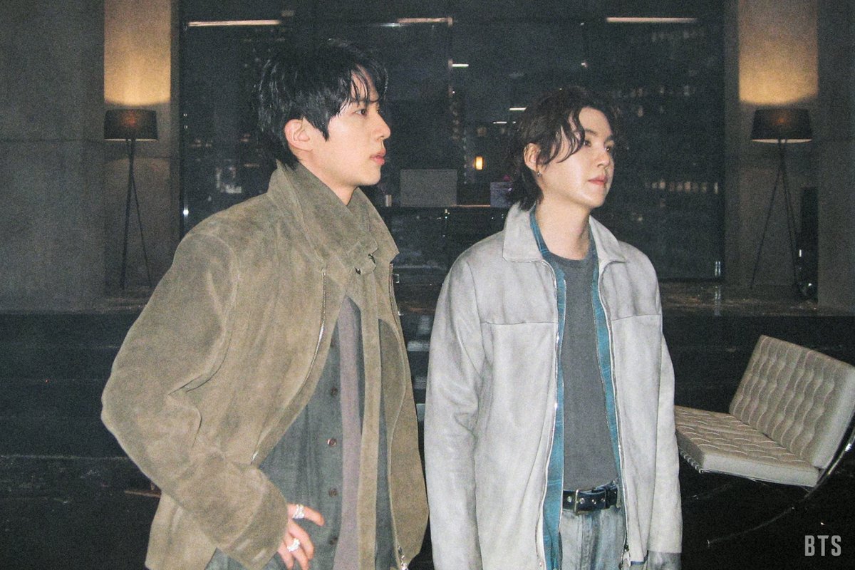 Butterfly εїз 🫧 tweet media