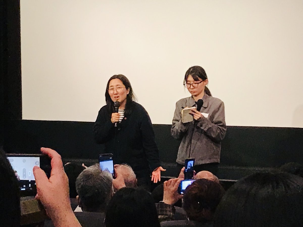 本日4/4㊏『済州島四・三事件　ハラン』ハ・ミョンミ監督による舞台挨拶、たくさんのご来場誠にありがとうございました！雨のなか満席のお客さまが、来日された監督のお話に真剣に耳を傾けてくださるお時間でした。シネマスコーレでの上映は1ヶ月間、5/1㊎までつづきます！