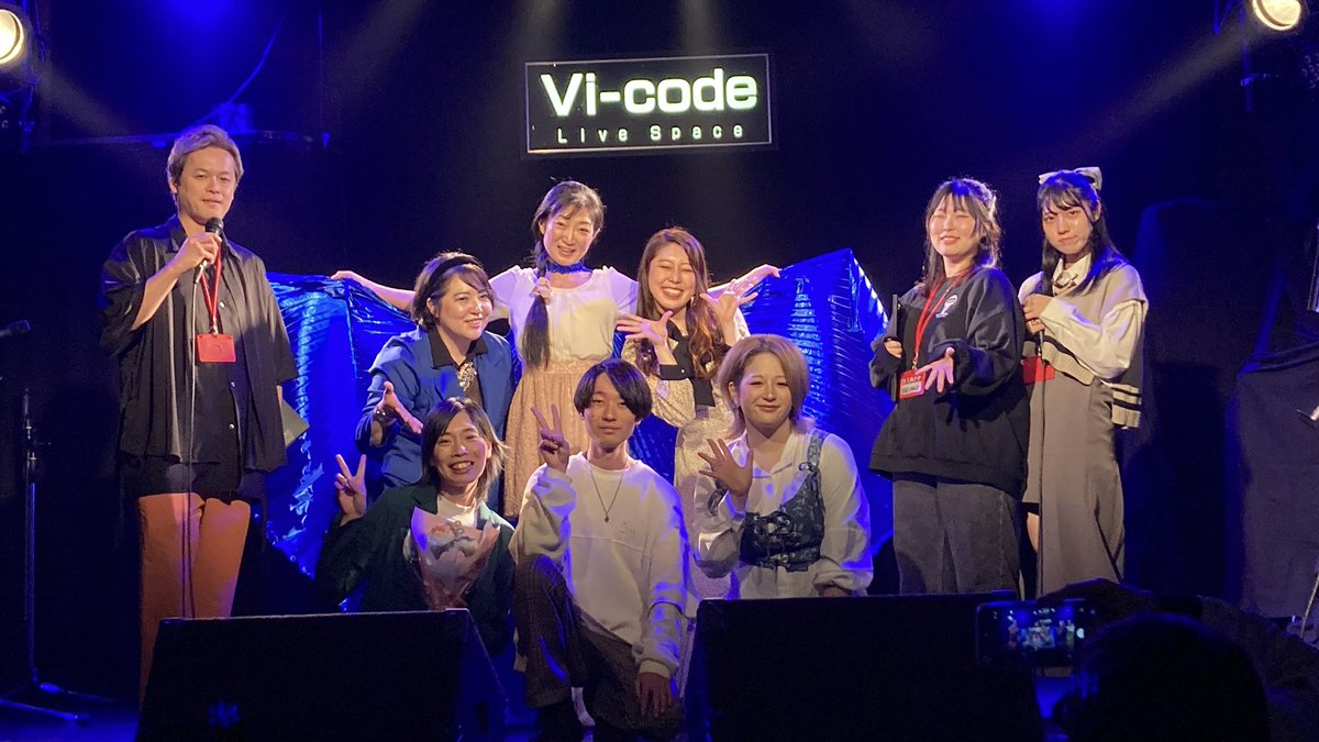 same_0622's tweet photo. お邪魔致しましたm(_ _)m
お友達の活躍は本当にいつも誇らしいなと思って見ております🍀*゜
やっぱり全ての舞台は勉強になる、、、
みなさん歌うますぎだし、表現方法も人それぞれで、やはり皆様舞台演劇をしてらっしゃる方やなぁと胸に刻まれた舞台でした
 #役者SINGER https://t.co/Sbqw8WS9On