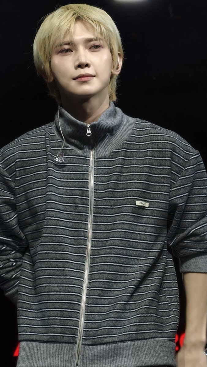 ซอมอ. tweet media