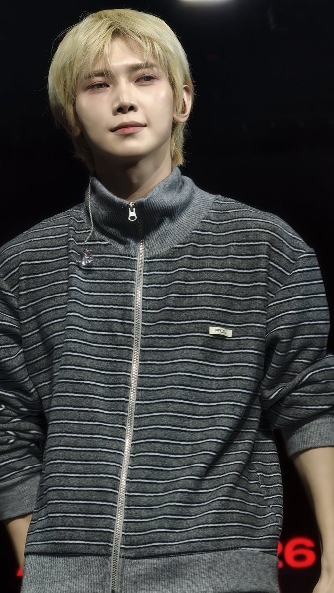 ซอมอ. tweet media