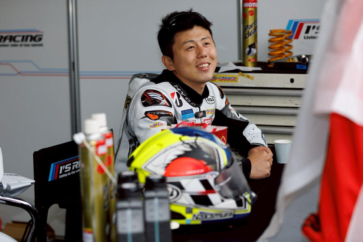 I's RACING tweet media