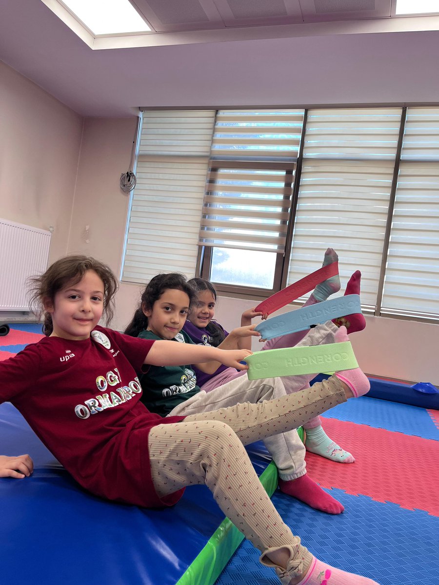📸 | Jimnastik spor okulunda eğitimlerimiz devam ediyor 🤸🏼‍♀️👟