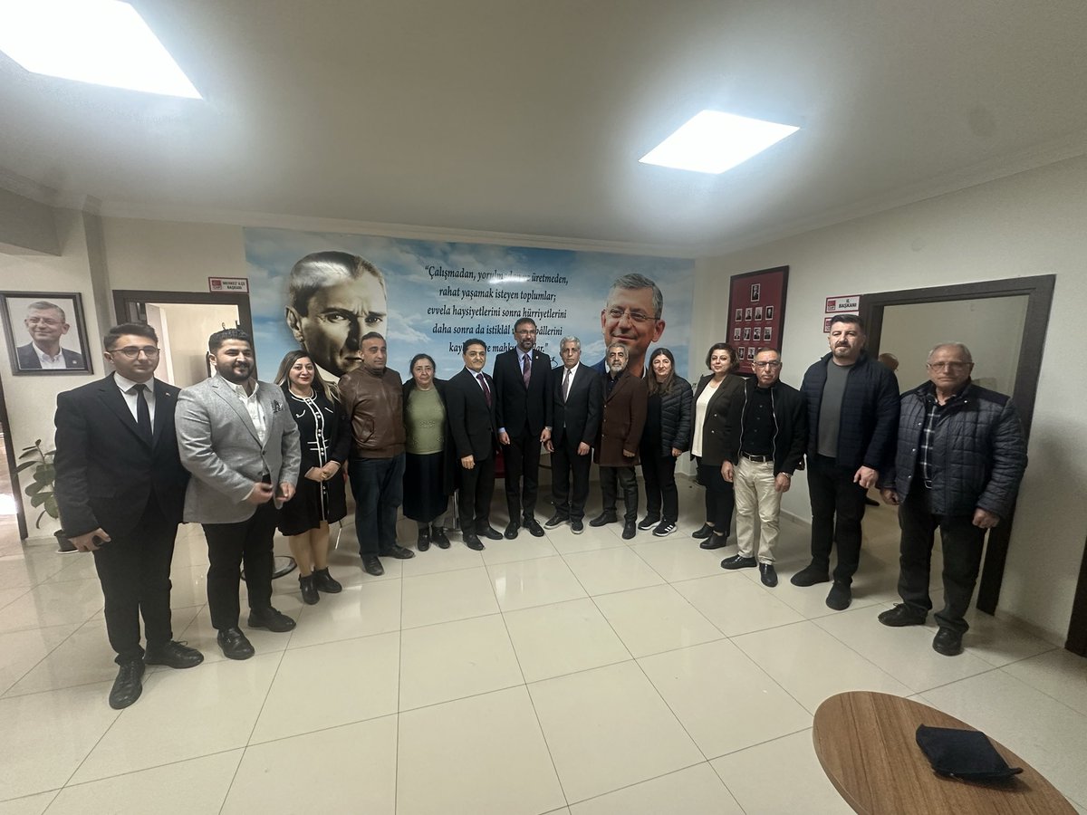 SagTolga's tweet photo. Ziyaretlerim boyunca nazik ev sahiplikleri ve sıcak sohbetleriyle beni misafir eden Çorum, Sivas ve Erzincan İl Örgütlerine, değerli başkanlarına, yöneticilerine ve üyelerine yürekten teşekkür ediyorum. 
Tüm örgüt yöneticilerimizle, iktidar yürüyüşümüz için yan yana mücadele etmek ve tekrar buluşmak için sözleştik. 
Hepsine ayrı ayrı başarılar diliyorum.
@CHPcorumil @chpsivasil @CHPErzincanil