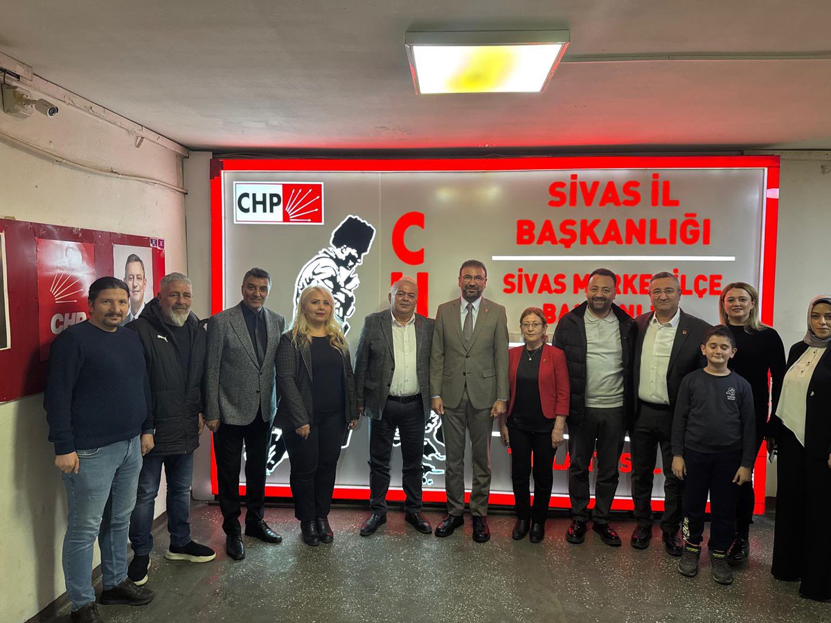 SagTolga's tweet photo. Ziyaretlerim boyunca nazik ev sahiplikleri ve sıcak sohbetleriyle beni misafir eden Çorum, Sivas ve Erzincan İl Örgütlerine, değerli başkanlarına, yöneticilerine ve üyelerine yürekten teşekkür ediyorum. 
Tüm örgüt yöneticilerimizle, iktidar yürüyüşümüz için yan yana mücadele etmek ve tekrar buluşmak için sözleştik. 
Hepsine ayrı ayrı başarılar diliyorum.
@CHPcorumil @chpsivasil @CHPErzincanil