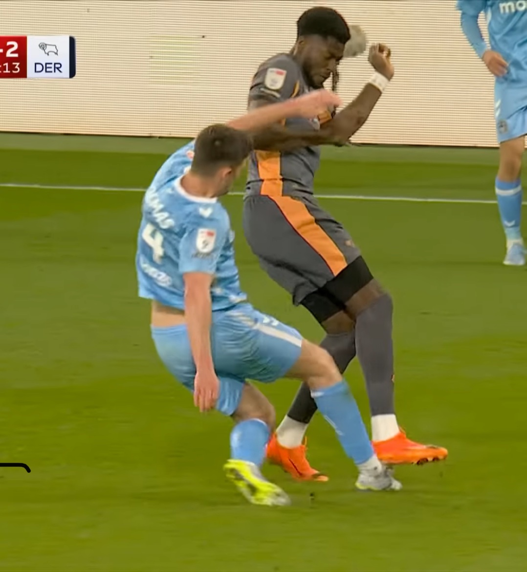 ccfc_bh's tweet photo. @ThornleyMaxine @dcfcofficial gave you a very controversial pen where our keeper won the ball, then ur lucky agyemang didnt get sent off. https://t.co/1xkG1AAjxf