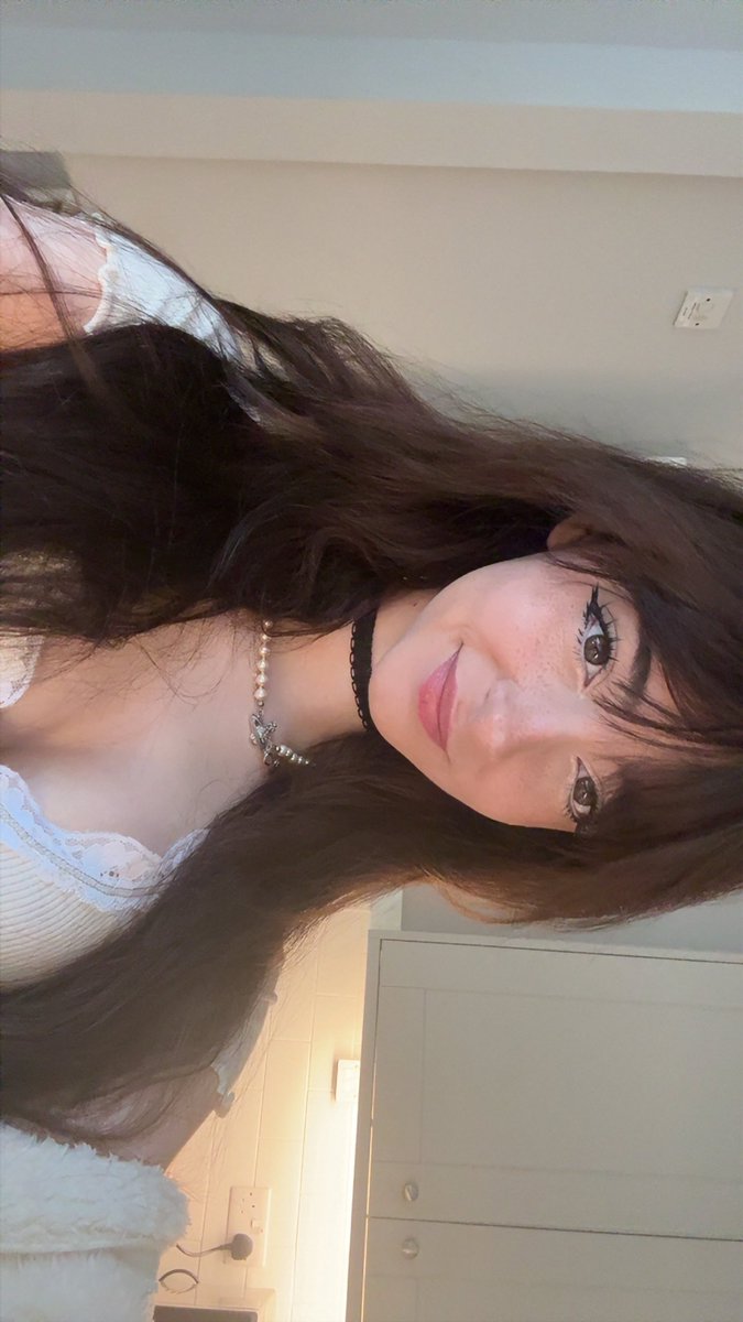 Ella 🧸 tweet media