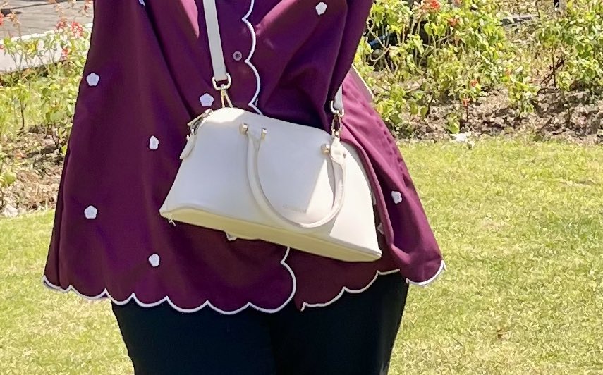 molidyaa's tweet photo. @ohmy_beautybank pake tas dr mossdom ini udah 1 tahun lebih😂 aku tim tas slempang harga mati karena simpeel!! muat banyak juga ini ga kekecilan, terus cantik banget modelnyaa🥰

modelnya udah ga restock, tp ini ada yg paling mirip!!

https://t.co/yeUpsBZJmy https://t.co/CmIUx2oGHO