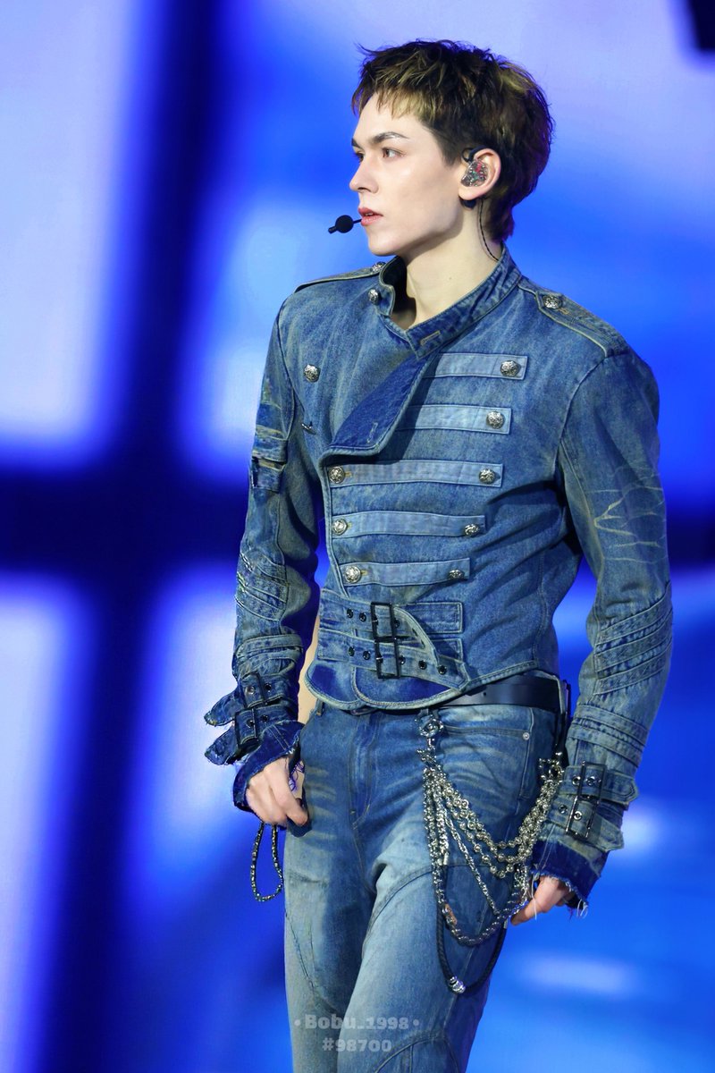 BoBu_1998 tweet media