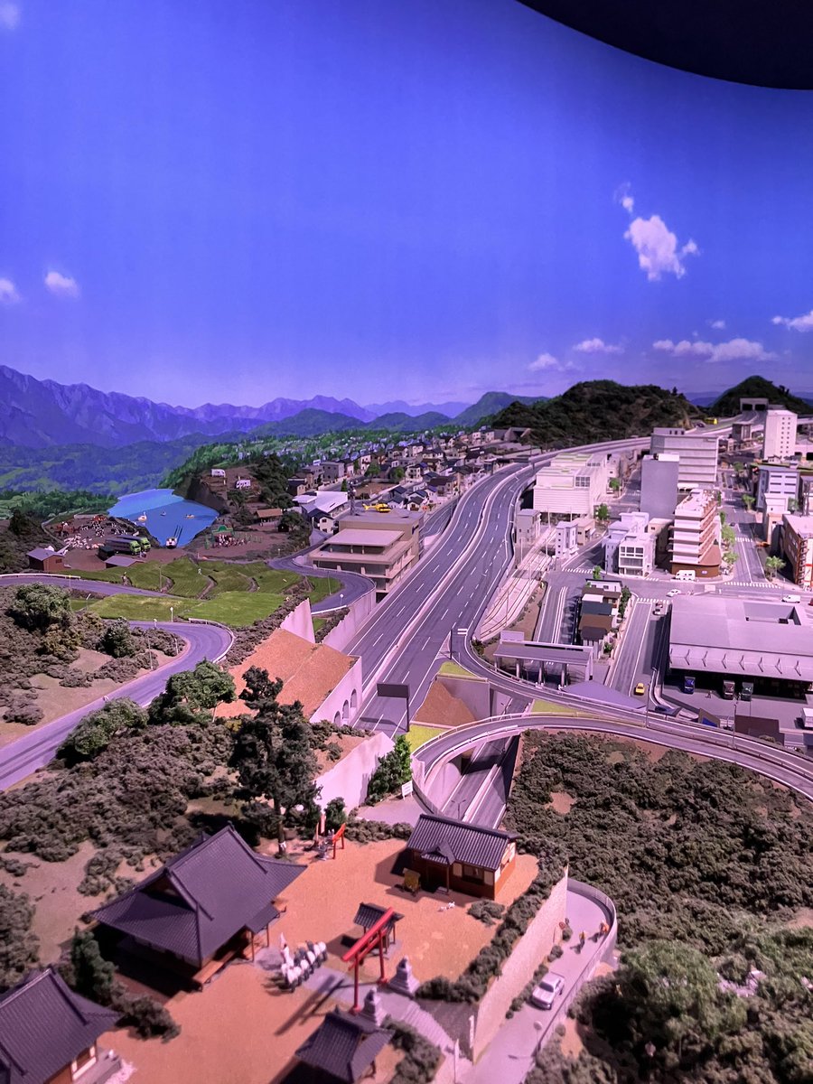 えんどみる tweet media