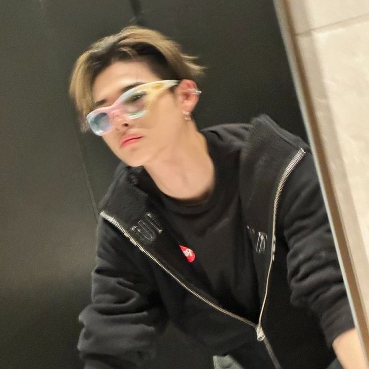 shy. ♡ tweet media