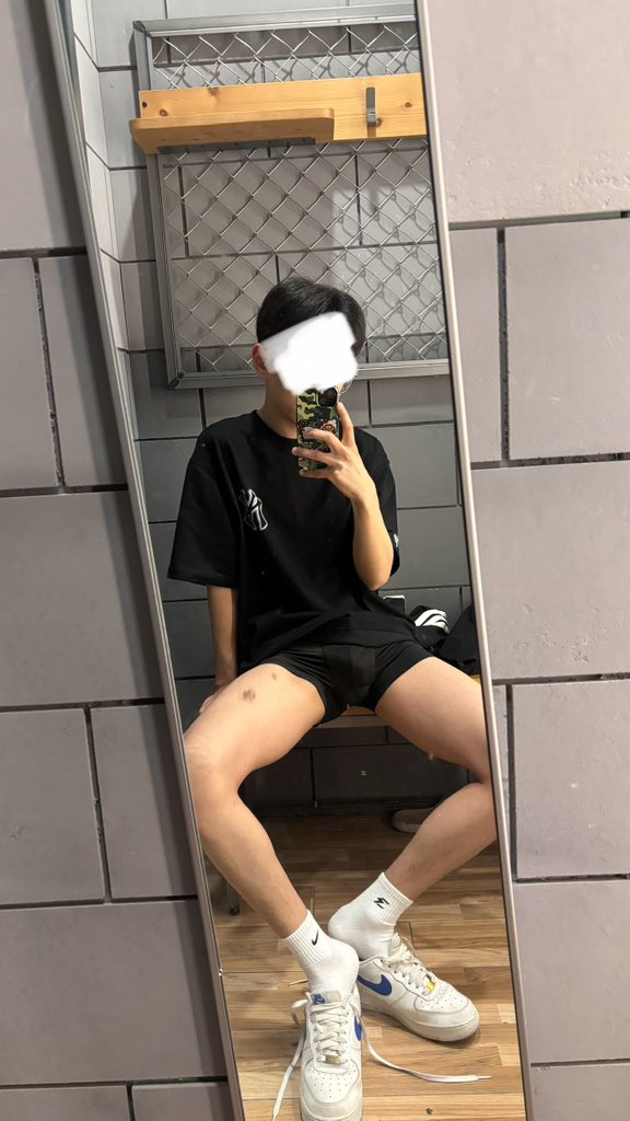 Binbin0M's tweet photo. 来👅#男高 #1s https://t.co/3TCskDodBO