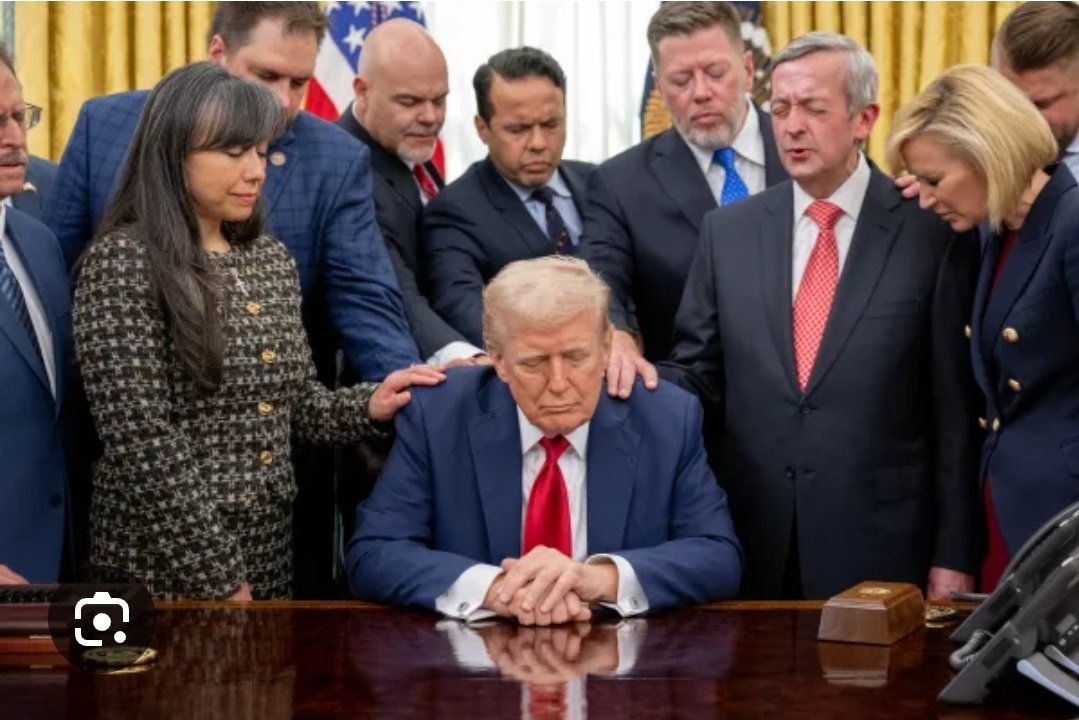 former Commish tweet media