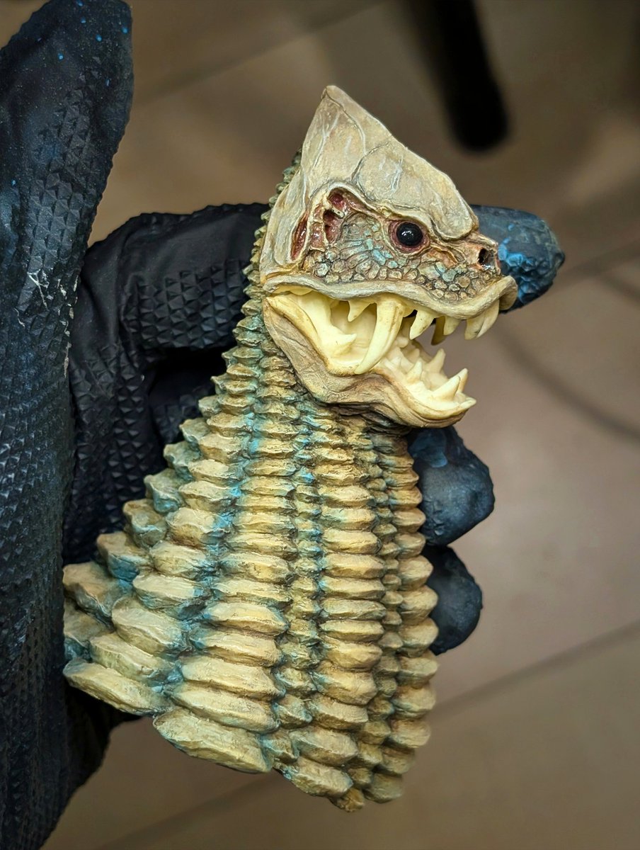 瓦礫まる tweet media