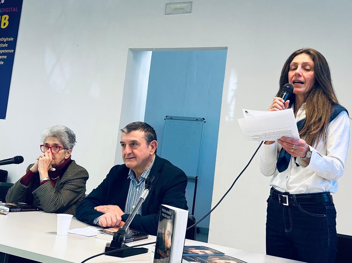 patrizia debicke tweet media