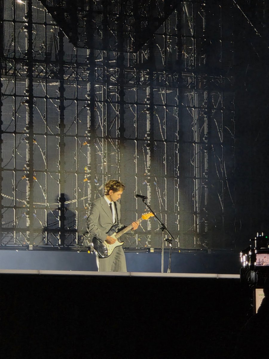 260404 #버논

내 아기락스타가 ㄹㅇ 버카프리오로 나타남