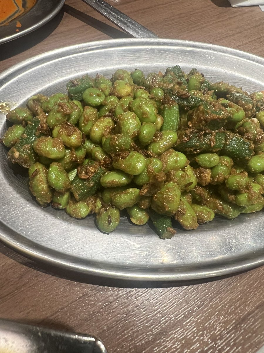 ヤスハッチ tweet media