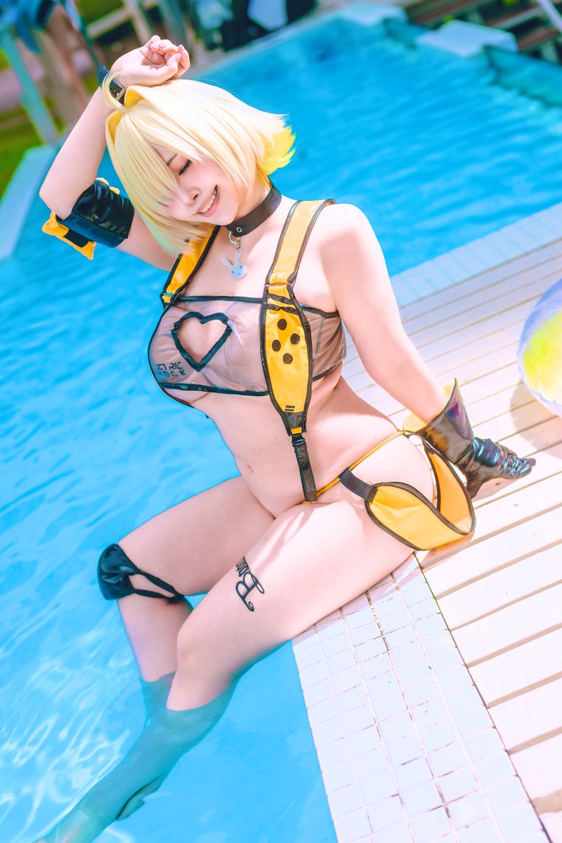 kagurayuria's tweet photo. Cosplay / NIKKE Elegg: Boom and Shock

Photo @kuuta301

#NIKKE #NIKKEcosplay #アレキサンダーソンの夏休み https://t.co/l2Bo1yoRXe