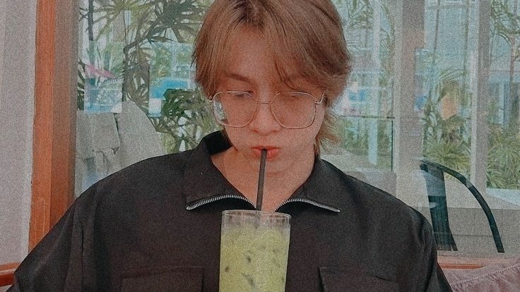 𝘭𝘢𝘶𝘳𝘪𝘴𝘢 ִֶָ tweet media