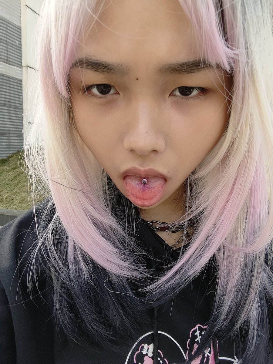 小汐🍥🏳️‍⚧️ tweet media