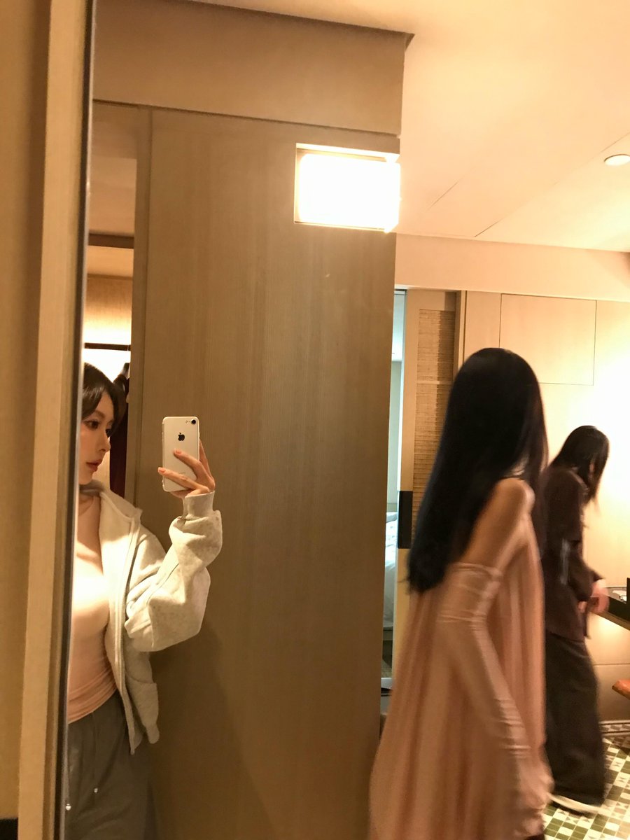 ᴇsᴛʜᴇʀʏᴜ ᴛʜᴀɪʟᴀɴᴅ (𝗦𝗹𝗼𝘄) tweet media