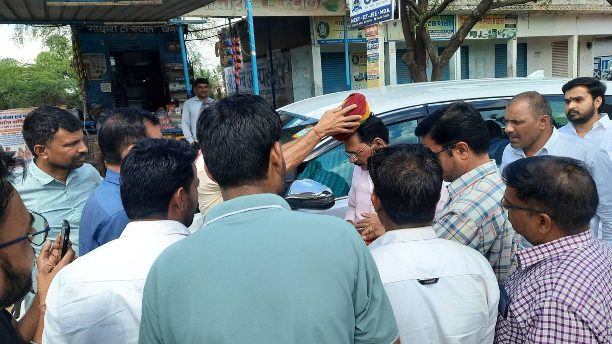 MUKESH DADHICH tweet media