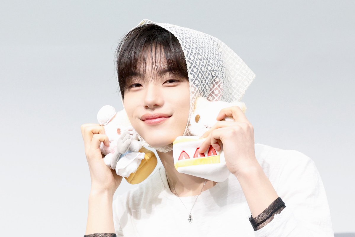 ㅇㅉㅇ2 tweet media