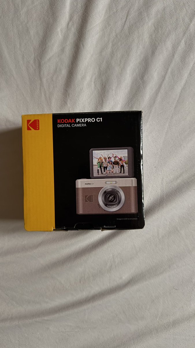 ليل و نجمتين tweet media