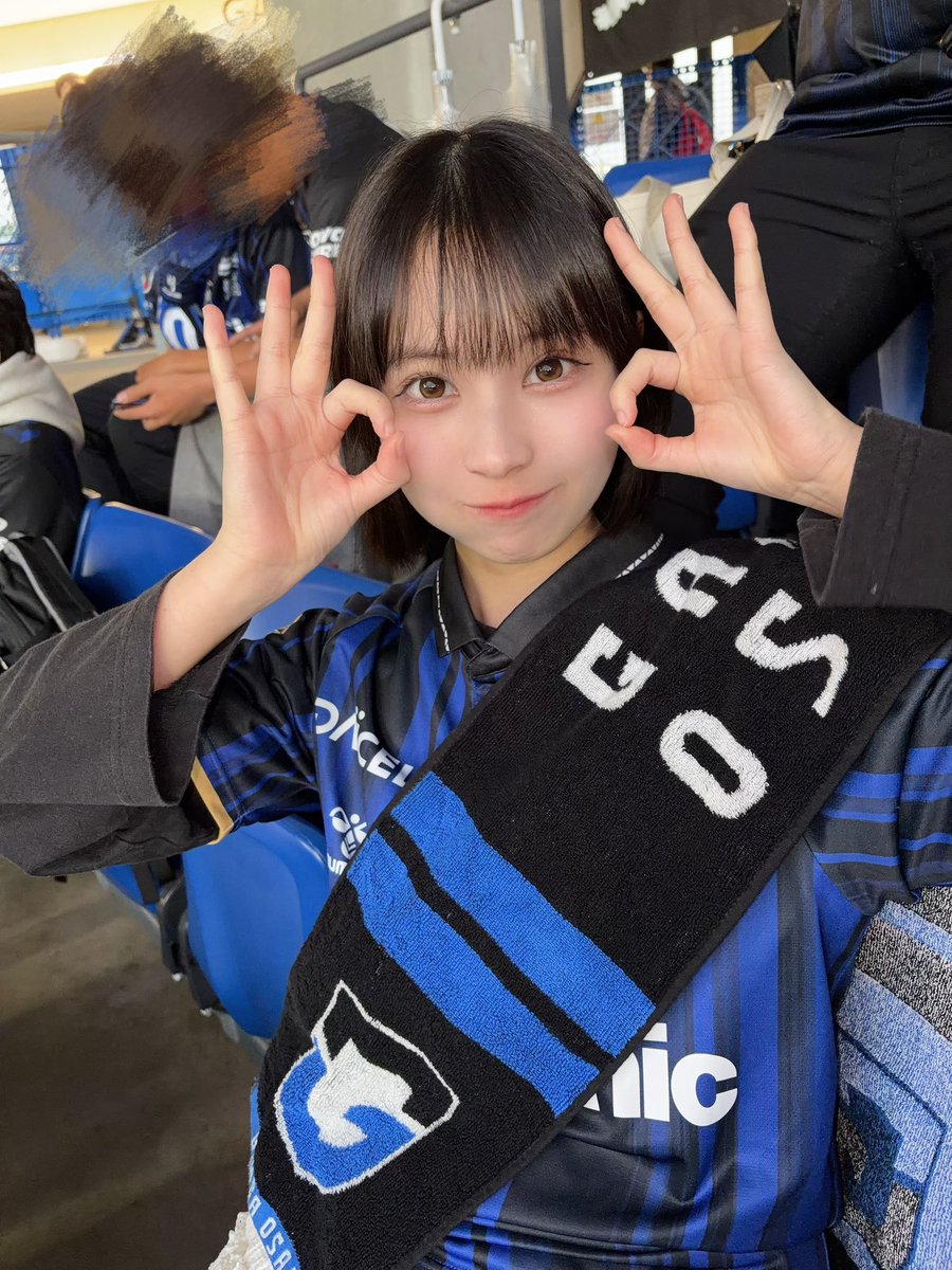 ガンバ大阪 vs 京都サンガ 行ってきました~💙🖤 ヒュメット選手と食野