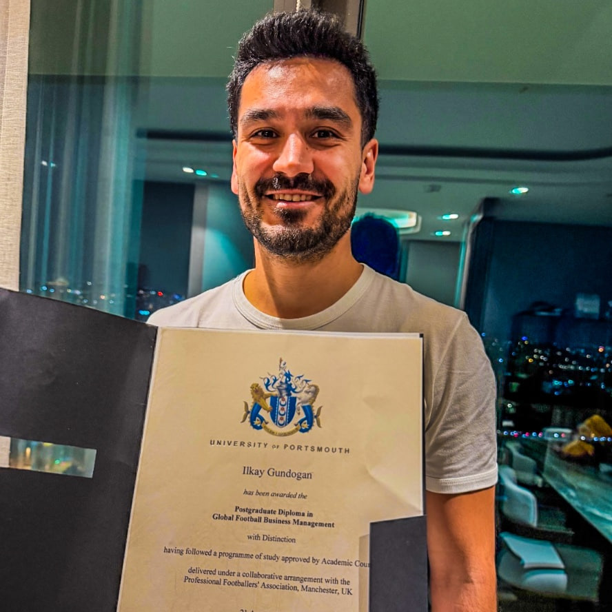 Вадим Лукомский tweet media