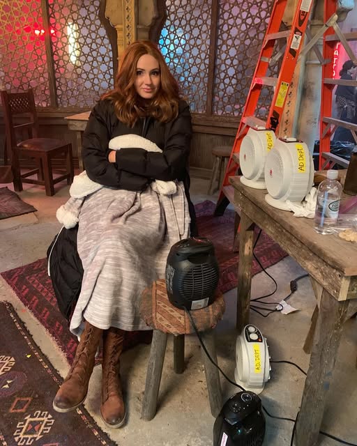 DoctorWhoPix's tweet image. Karen Gillan on the set of Jumanji: The Next Level #DoctorWho #DrWho
