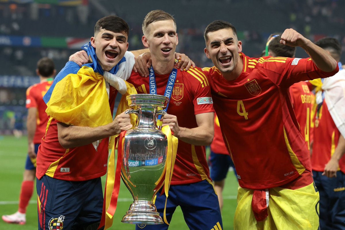 𝐒𝐚𝐌🐋 tweet media