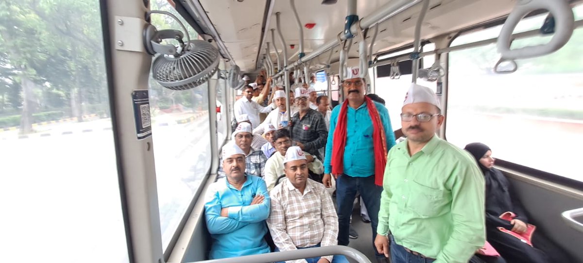 deepakdubey1175's tweet photo. टेट अनिवार्यता के विरोध में देश भर के शिक्षक आज देश की राजधानी में https://t.co/AHywe1qfgW
