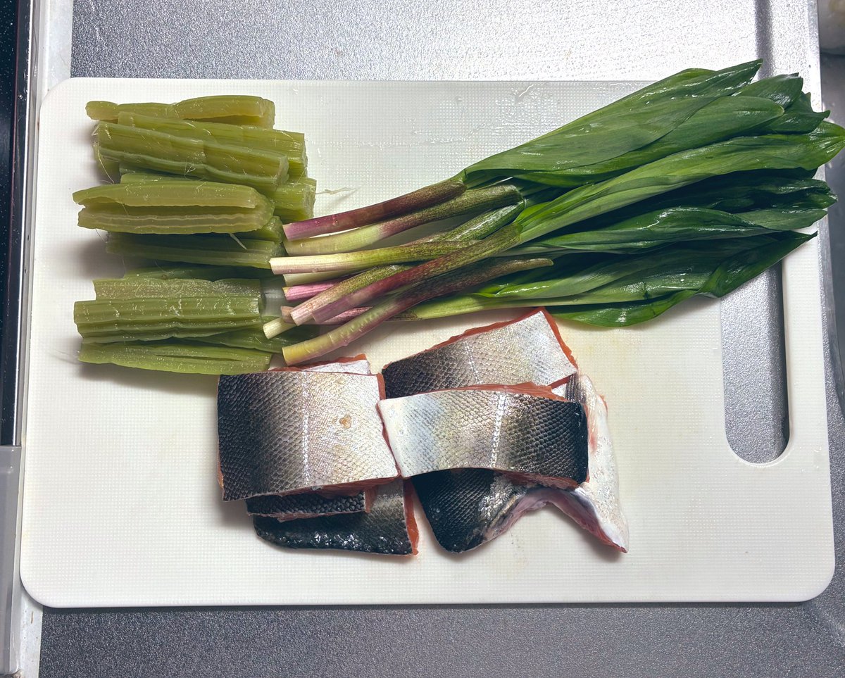 きょむきょむ tweet media