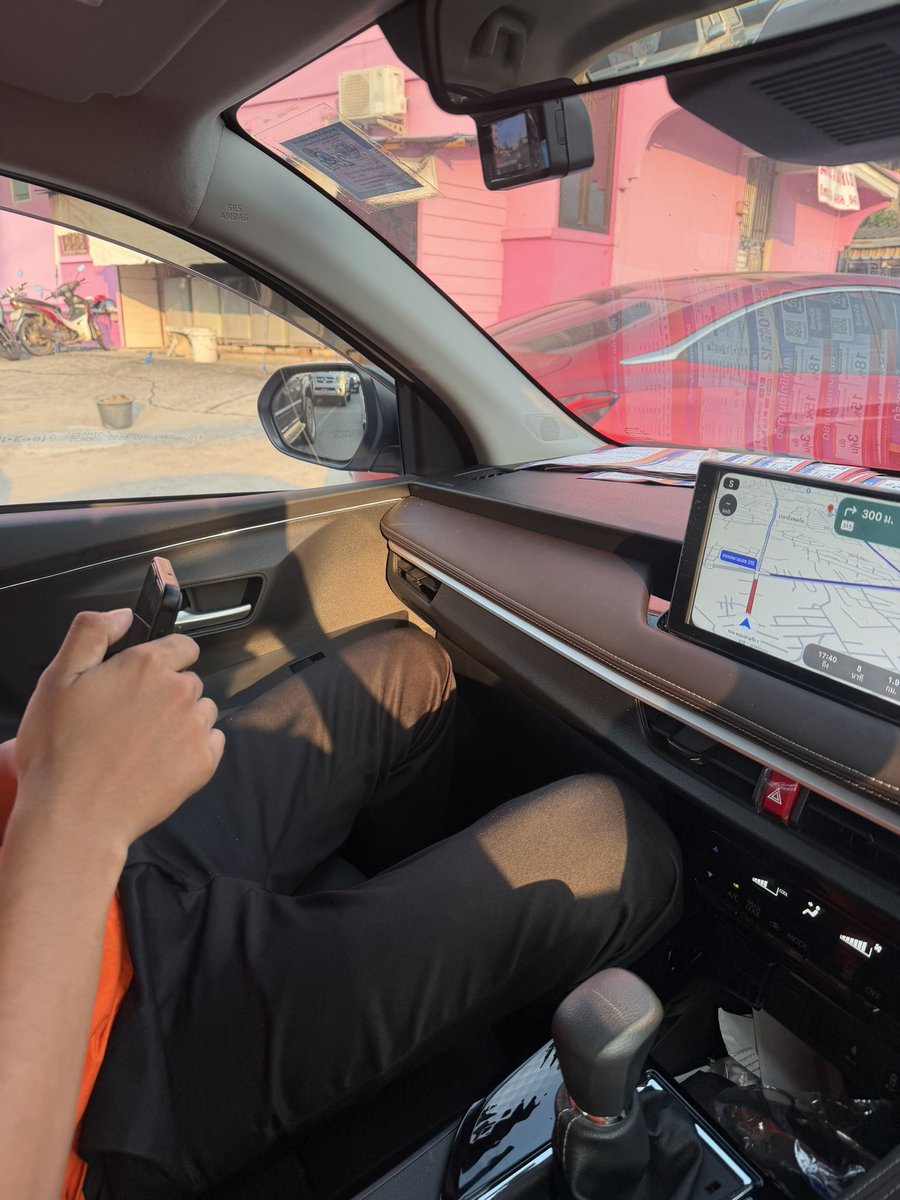 KratenPh tweet media