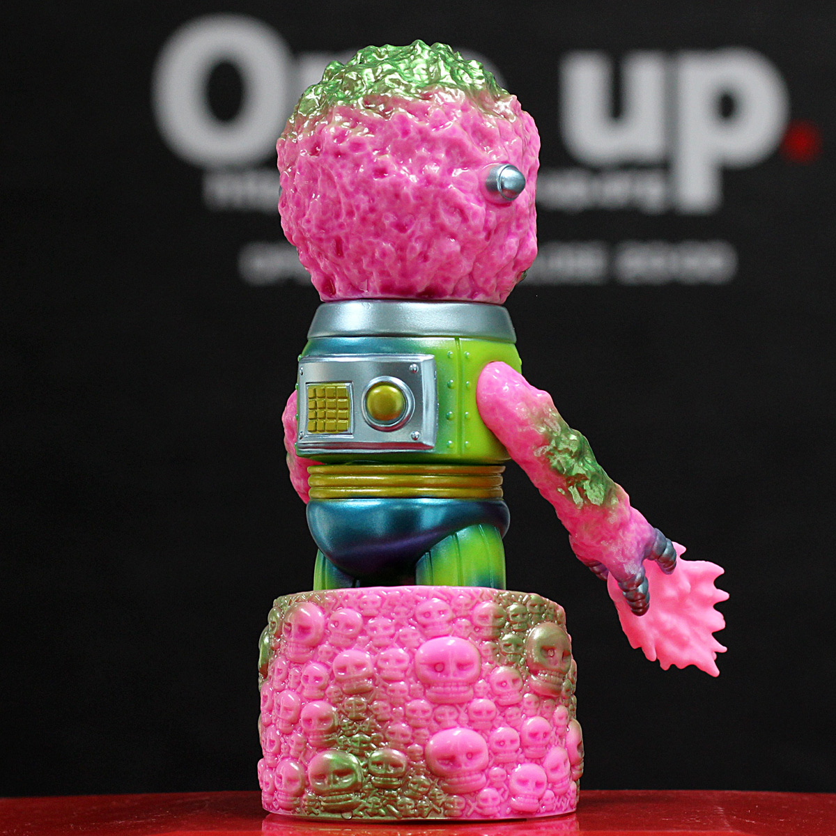 One up. 25th ANNIVERSARY SALE サイキックムーン ②ゲーリアン OneUP