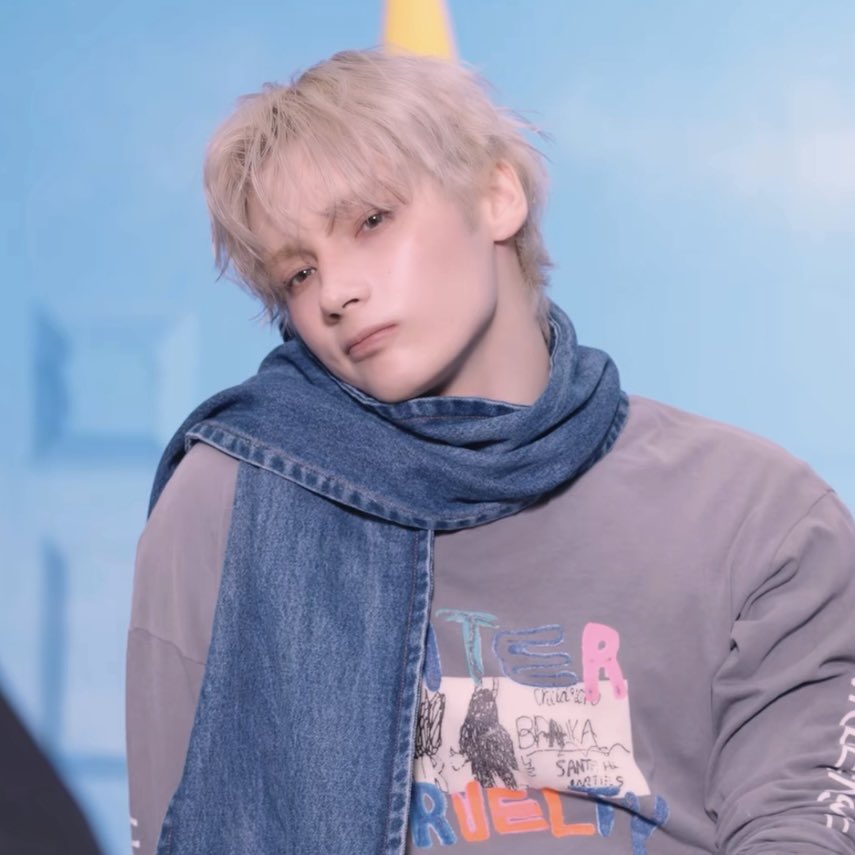 ⒦🄞⒤ tweet media