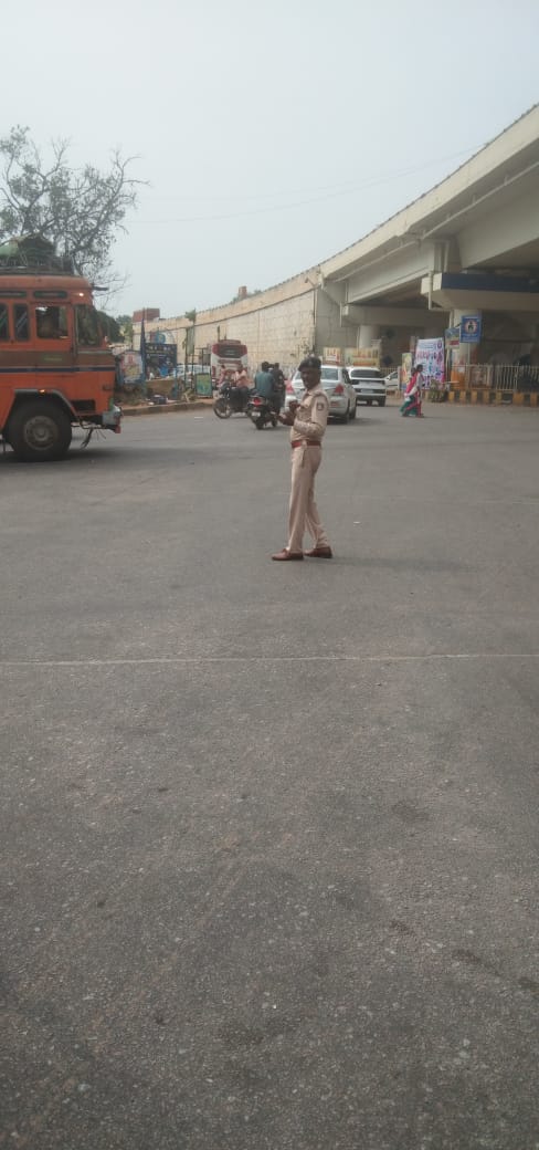 nelamangalatrafficps tweet media