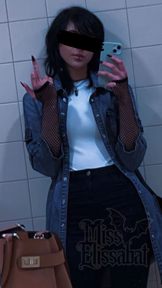 Wysoka ✅
Zgrabna ✅
Piękna ✅
Mądra ✅
Wykształcona ✅
Wszechstronnie uzdolniona ✅
Zabawna ✅
Niezależna✅
Dobra w łóżku ✅

Zainteresowana tobą ❌😆🖕