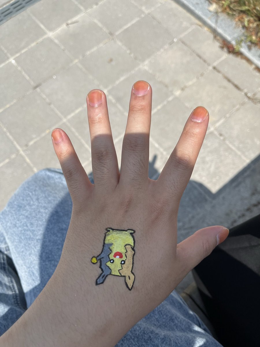 솔라미 tweet media